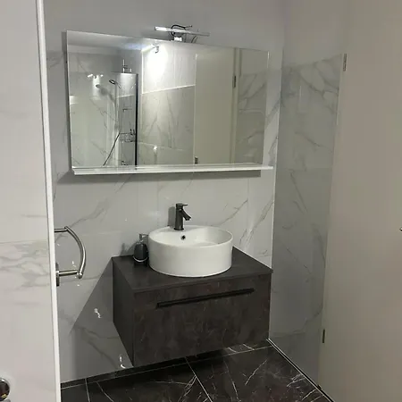 Lucia Apartamento *