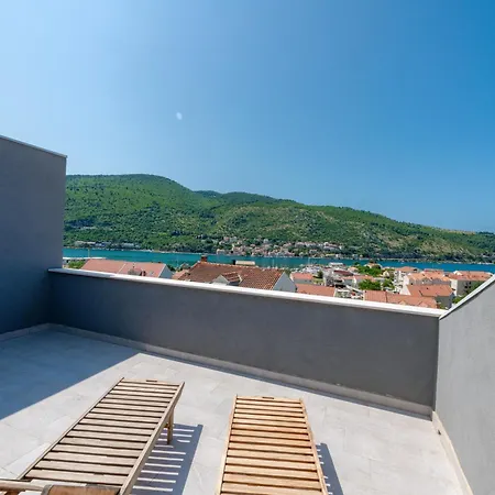 Lucia Apartman Mokošica