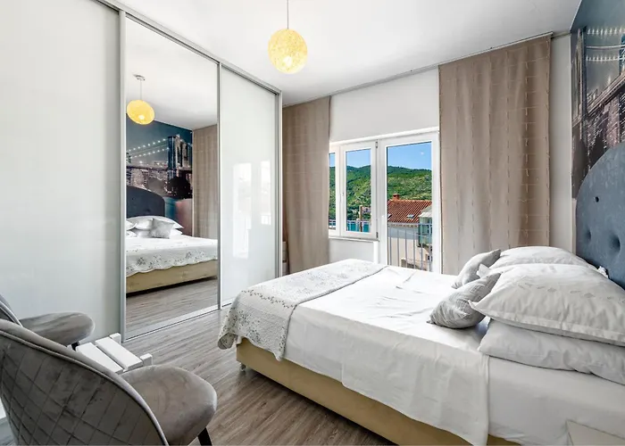 Lucia Apartament